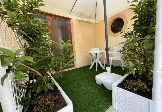 Rent by room in Sperlonga - Fiordaliso room Sperlongaresort Rent by room in Sperlonga - Fiordaliso room Sperlongaresort