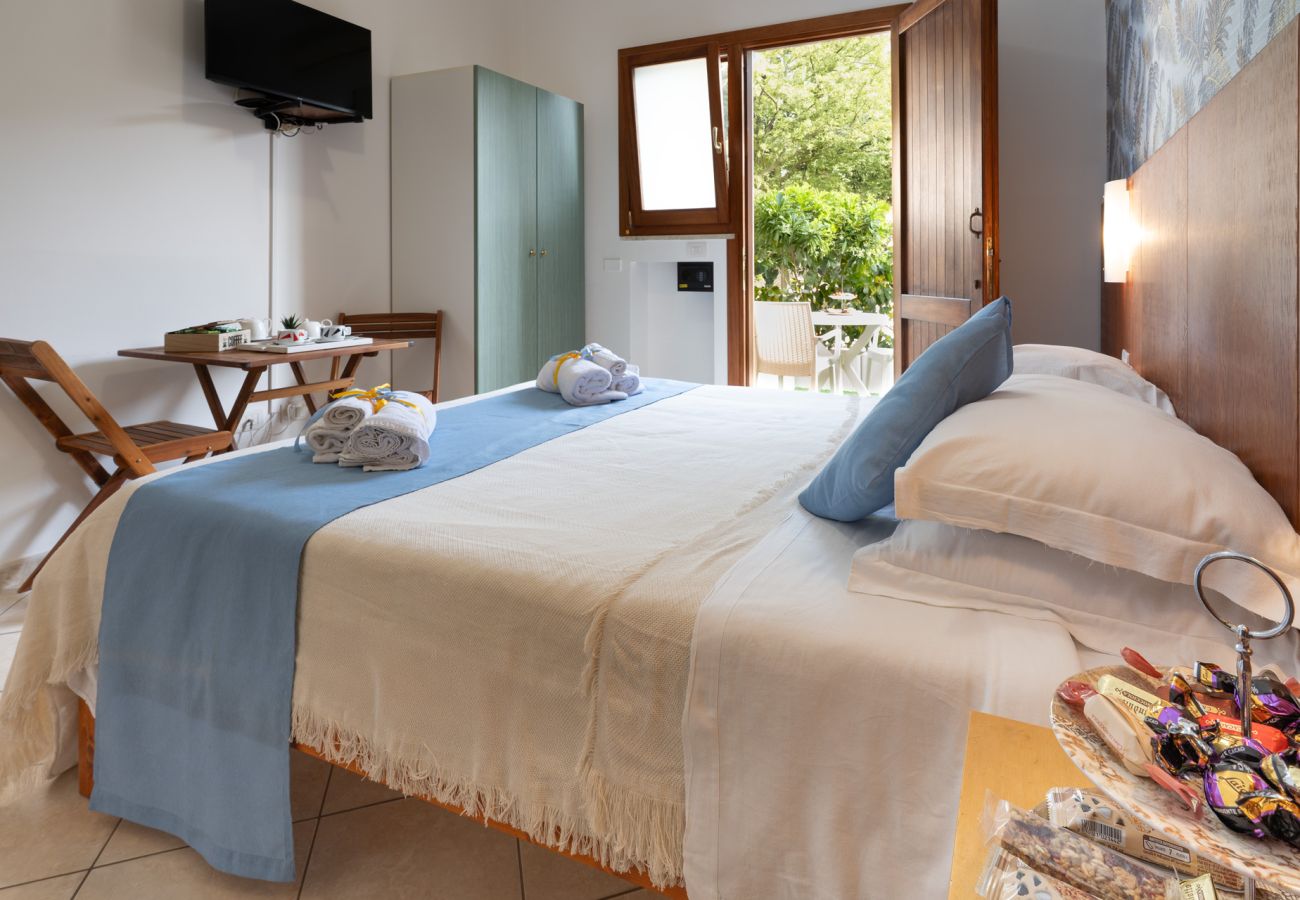 Rent by room in Sperlonga - Fiordaliso room Sperlongaresort