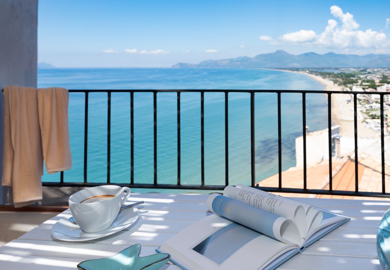 Apartment in Sperlonga - Casa Dafne Sperlongaresort